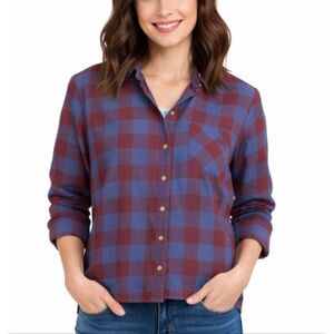 Field & Stream burgundy and blue plaid flannel button down small